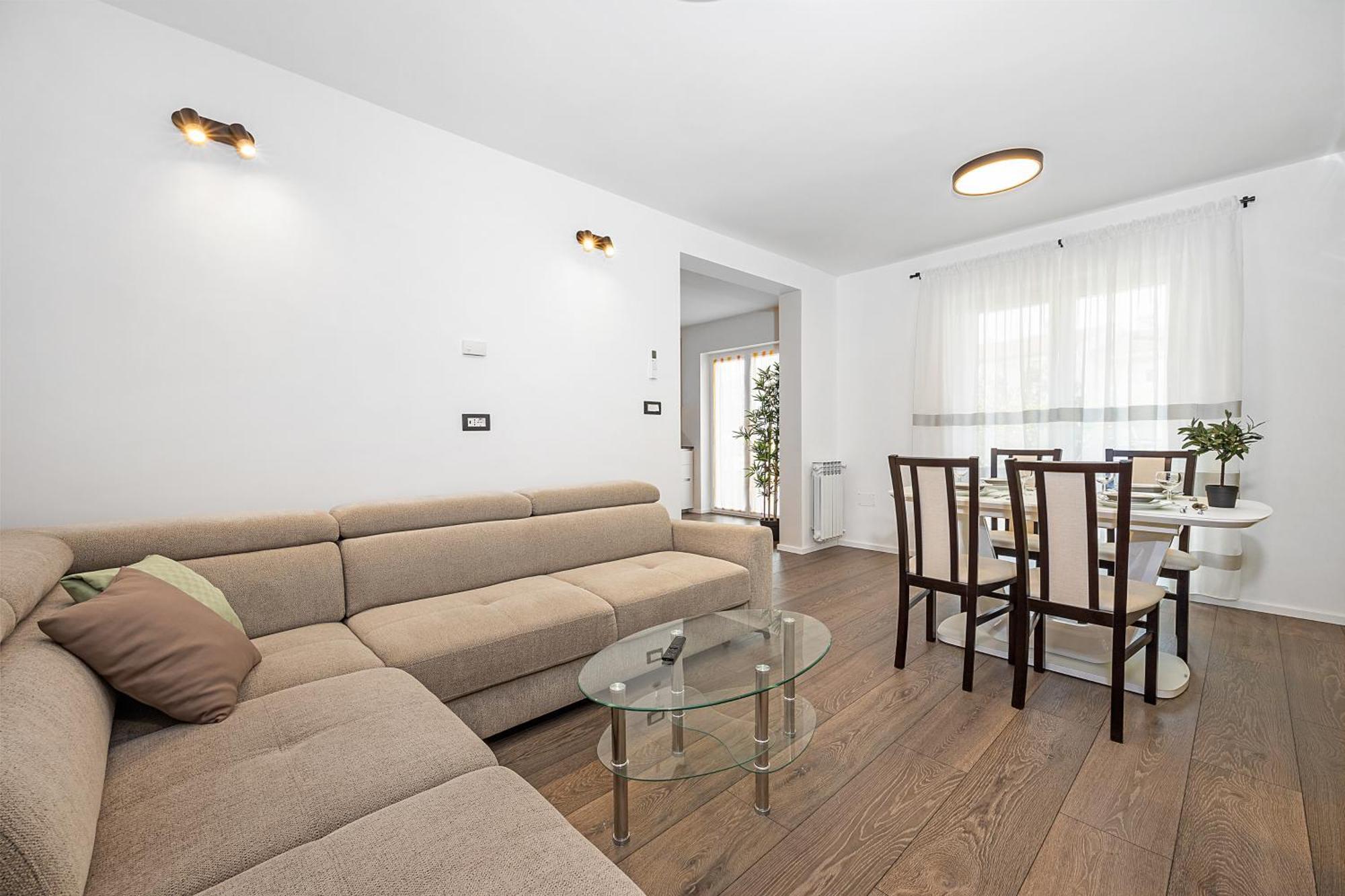 Apartment Delton Fazana Luaran gambar